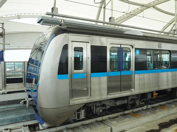 Jakarta Indonesien April 2019 Mrt Jakarta Tåget Anländer Till Fatmawati — Stockfoto