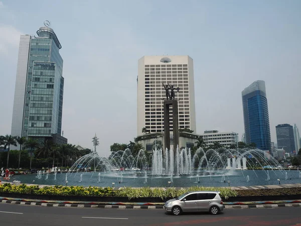 Jakarta Endonezya Nisan 2019 Jalan Thamrin Deki Bundaran Hotel Indonesia — Stok fotoğraf