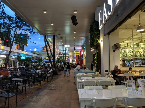 Tangerang Indonezja Grudnia 2018 Dining Spot Downtown Walk Podsumować Mall — Zdjęcie stockowe