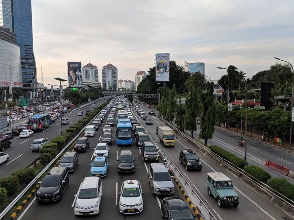 Jakarta Indonesia 2018年12月20日 スリピ地区のJalan Parmanへの交通 — ストック写真