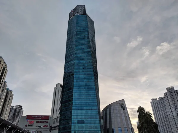 印度尼西亚阿卡塔 2018年12月20日 斯利基区摩天大楼背景 — 图库照片