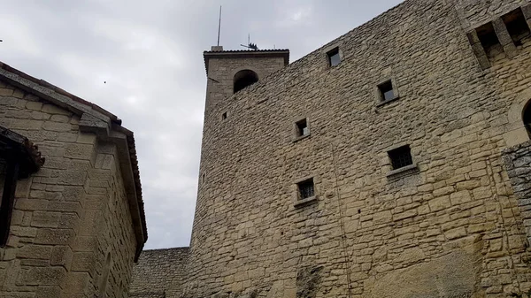 Ancienne Muraille Médiévale Château Italien Site Historique Merveilleux — Photo