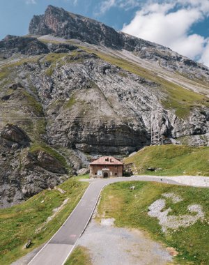 görkemli Dağları Passo Stelvio, İtalya'nın doğal görünümü 