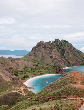 Padar Adası manzaralı, Komodo Ulusal Parkı, Endonezya