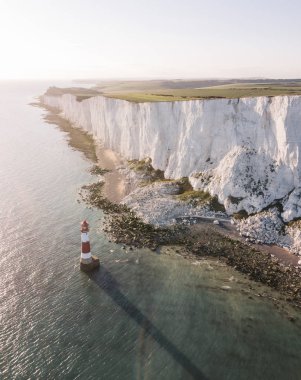 Yedi kız kardeşin manzarası, Uk.