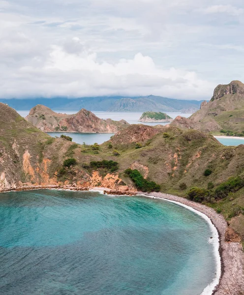 Padar Adası manzaralı, Komodo Ulusal Parkı, Endonezya