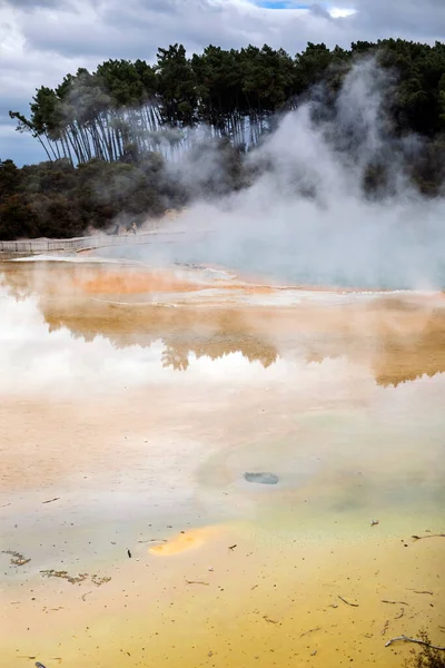 新西兰的Wai-o-Tapu — 图库照片