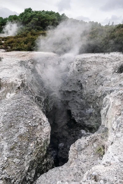 新西兰的Wai-o-Tapu — 图库照片