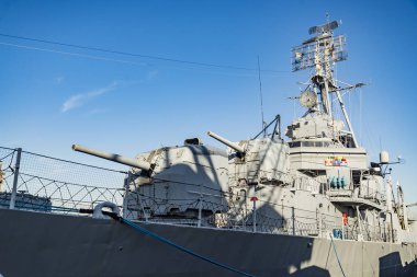 Boston, Ma - 14 Mayıs 2018: Teknenizin Uss Cassin Genç Dd-793 Charlestown Navy Yard, Boston, Massachusetts, ABD. Dd-793 Fletcher sınıfı muhrip BM Dünya Savaşı sırasında görev yaptı deniz kuvvetleri savaş yapıldı..