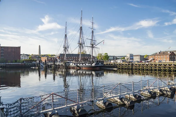 Történelmi Alkotmány Uss Hajó Lehorgonyzott Boston Harbor — Stock Fotó