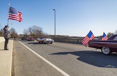 Biddeford - 12 Kasım: Gaziler ve kişi üzerinde 12 Kasım 2018 Biddeford Saco Maine Veteran geçit törenine katılmak.