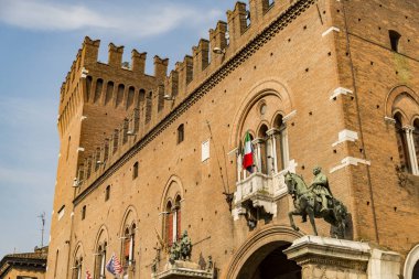 Tarihsel kare Trento ve Trieste Ferrara - İtalya, bina