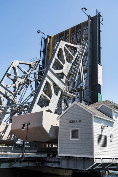 De iconische ophaalbrug in Mystic, Connecticut., Verenigde Staten — Stockfoto