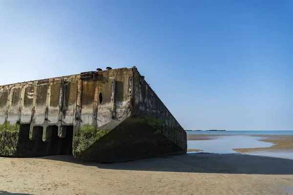 The remains of the Mulberry Harbour at Arromanches — Stock Image The remains of the Mulberry Harbour at Arromanches Royalty Free Stock Images