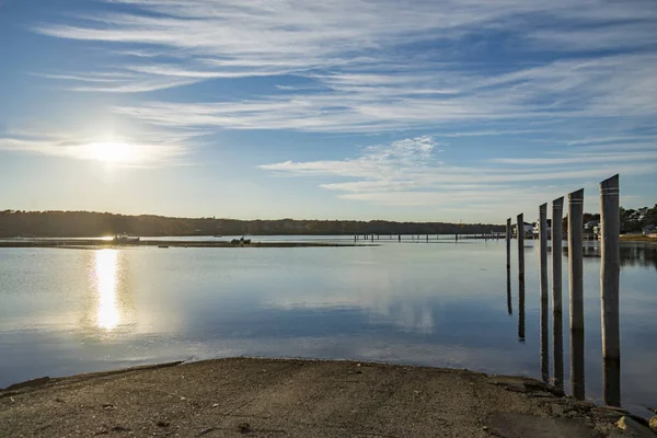 Pier and boat harbor on the oceanic coast in Camp Ellis — Stock Photo, Image