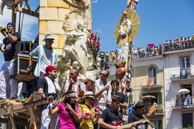 Neaples yakınlarındaki Nola Gigli Bayramı, İtalya