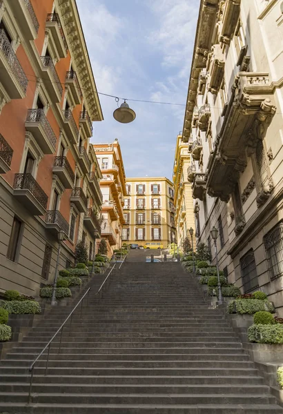 Rampe hinunter zur via dei mille in neapel, italien — Stockfoto