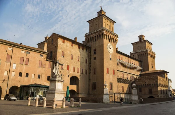 İtalya'nın Ferrara kentinde ki Estense kalesi — Stok fotoğraf