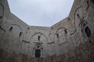 Castel del Monte, Apulia, Güneydoğu Italya ünlü kale