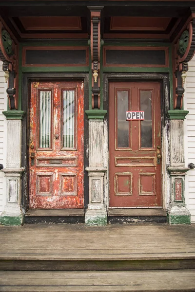 Передні двері будинку в Портсмут Nh — стокове фото