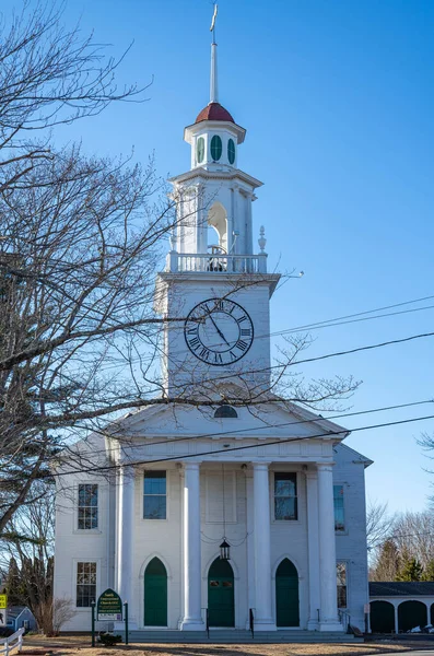 Igreja Branca Histórica Uma Primavera Dia Kennedy Bunkport Maine Eua — Fotografia de Stock