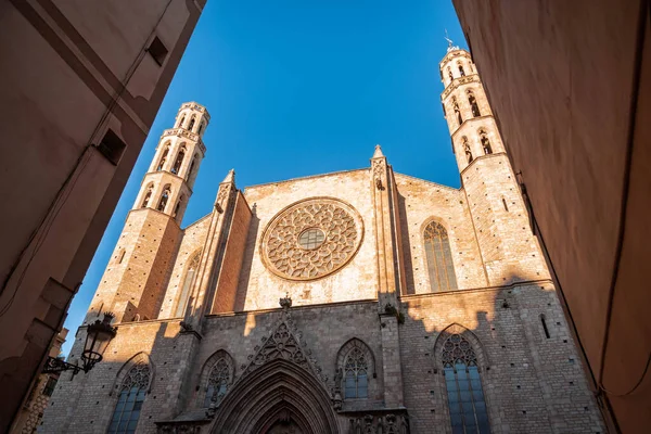 바르셀로나 - 고딕 양식 의대 성당 산타 마리아델 마르 — 스톡 사진