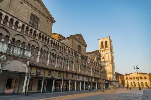 Ferrara Włochy Czerwiec 2017 Piazza Della Cattedrale Głównym Placu Ferrary — Zdjęcie stockowe