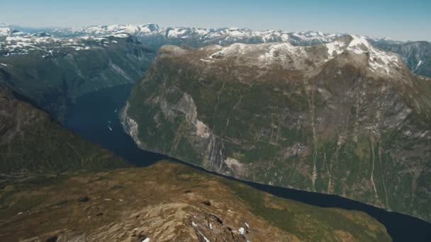 Εκπληκτικό Φιόρδ Του Geiranger Στη Νορβηγία — Αρχείο Βίντεο