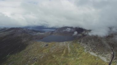 Norveç'in kuzeyinde doğanın antenler