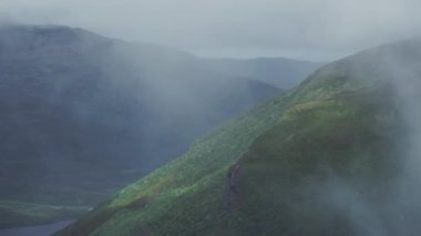 Norveç'in kuzeyinde doğanın antenler