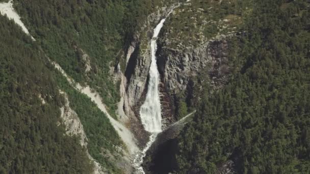 Linndalsfallet Majestic Waterfall Norway — Stock Video