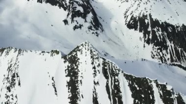 Arktik ve soğuk kuzey doruklarına