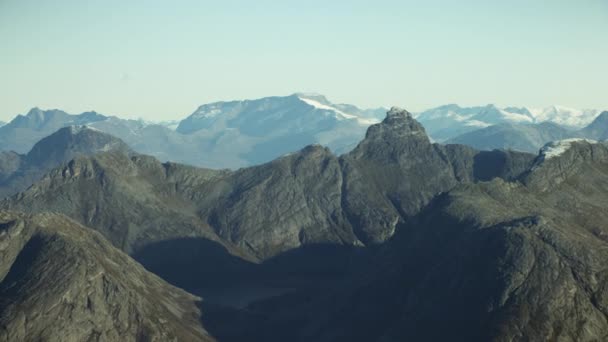 Los Picos Del Norte Ártico Frío — Vídeo de stock