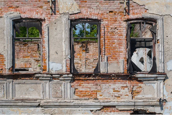 Eski bina yok. Windows ile duvar parçası