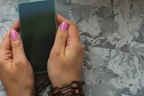 Hands Tied Chain Smartphone Concept Disability Prohibition — Stock Photo, Image