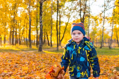 Çocuk bir yürüyüş