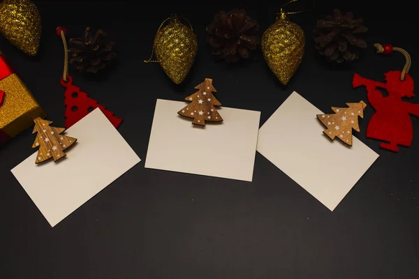 3 tyhjiä kortteja joulun sisustus. Paikka tarralle — kuvapankkivalokuva