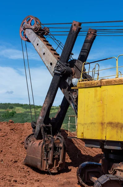 Máquina escavadora gigante indústria de máquinas — Fotografia de Stock