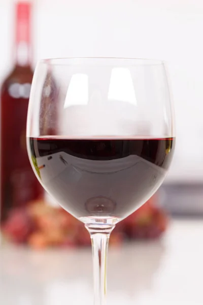 Red Wine Glass Portrait Format Copyspace Copy Space — Stock Photo, Image