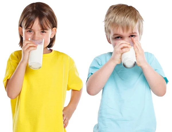 Gyermek lány fiú iszik tej gyerekek üveg egészséges étkezési izolat — Stock Fotó