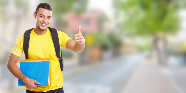 Éxito estudiantil pulgares hacia arriba sonriendo gente ciudad bandera — Foto de Stock