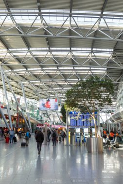 Düsseldorf Havaalanı DUS Terminali
