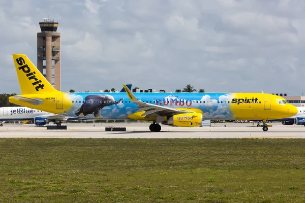 Spirit Airlines Airbus A321 avião Fort Lauderdale aeroporto spe — Fotografia de Stock