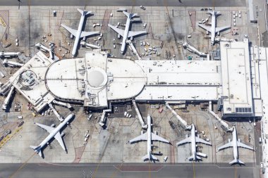 United Airlines uçakları Los Angeles havaalanı hava görüntüsü