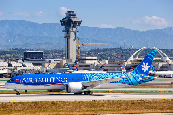 Air Tahiti Nui Boeing 787-9 Dreamliner airplane Los Angeles airp