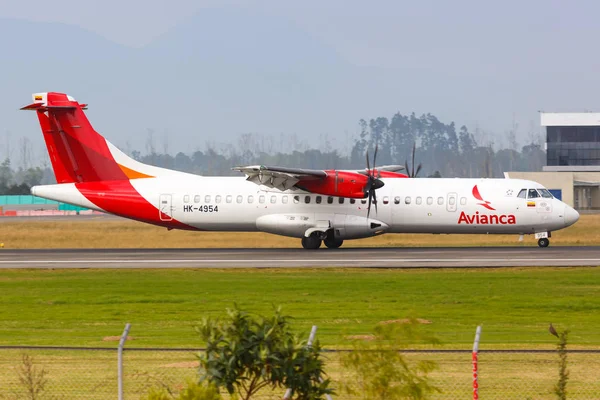 Avianca ATR 72 αεροπλάνο Bogota αεροδρόμιο — Φωτογραφία Αρχείου