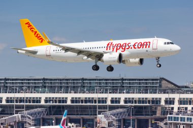 Pegasus Havayolları Airbus A320neo uçağı Stuttgart Havaalanı