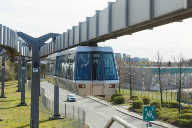 SkyTrain Düsseldorf Havaalanı DUS