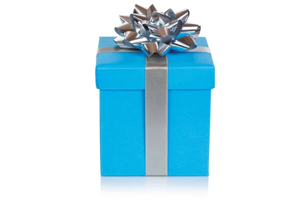 Regalo de Navidad regalo de cumpleaños azul caja cinta aislada en whit —  Fotos de Stock