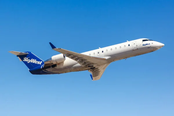 Phoenix Arizona Abril 2019 Skywest Bombardier Avião Crj 200 Aeroporto — Fotografia de Stock